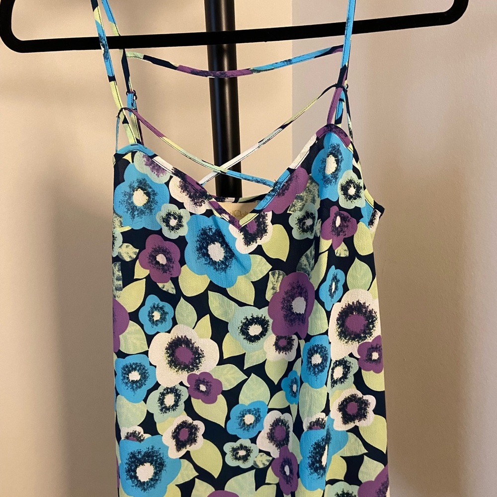 ModCloth Flower Top: Medium - Picture 3 of 6